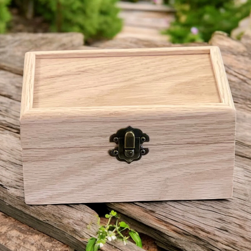 Plain Wood Keepsake Chest